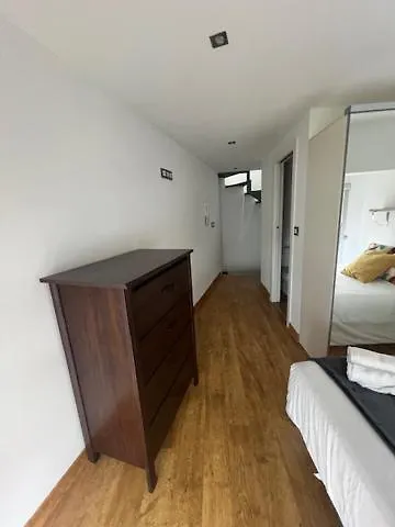 Alojamiento Tinajas Daire *